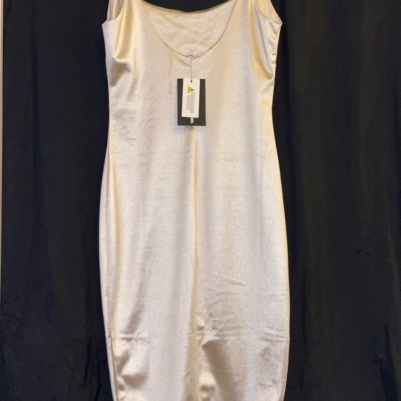 Body con dress| 10/10 condition - Picture 2 of 2